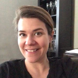 Meet your Posher, Angelie